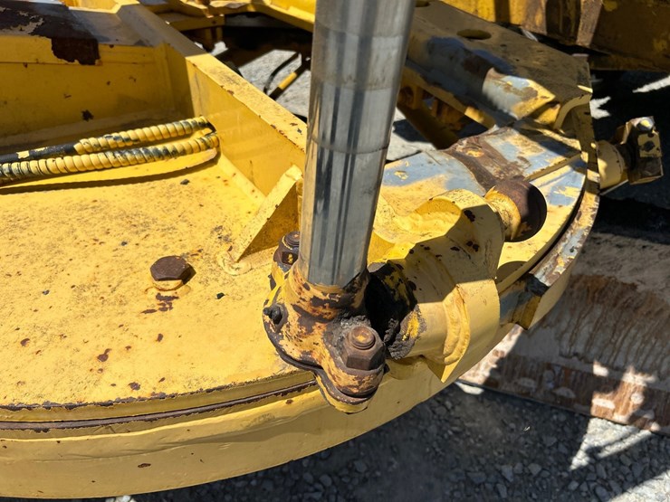 komatsu-gd650a-image-37