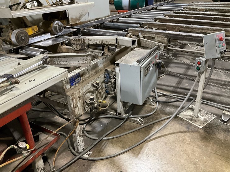 #196-•-weinig-hydromat-2000-&-unimat-23-e-moulders-with-american-lifts-conveyor-system-&-pacific-powertech-15-hp-hpu-image-21