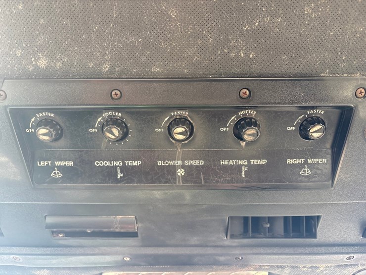 john-deere-4640-image-53