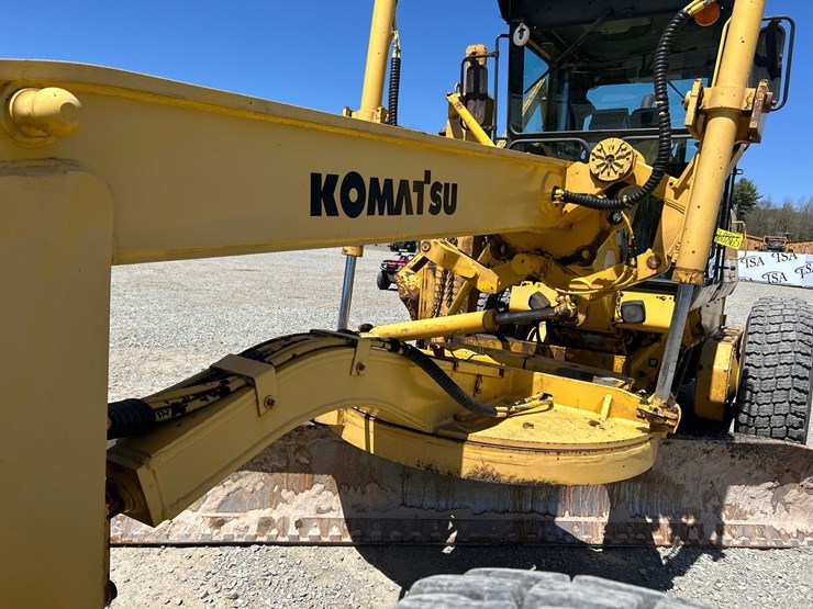komatsu-gd650a-image-24
