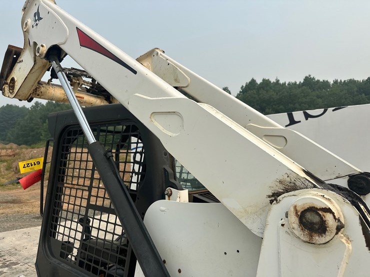 2018-bobcat-t630-image-18