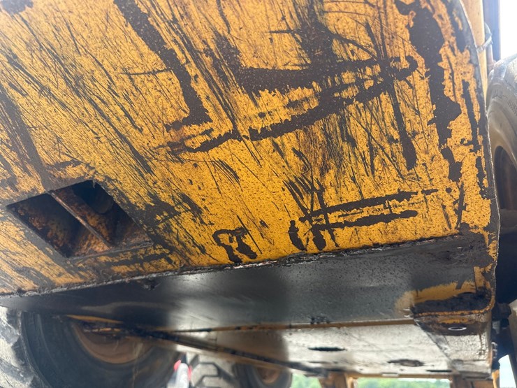 john-deere-250-image-49