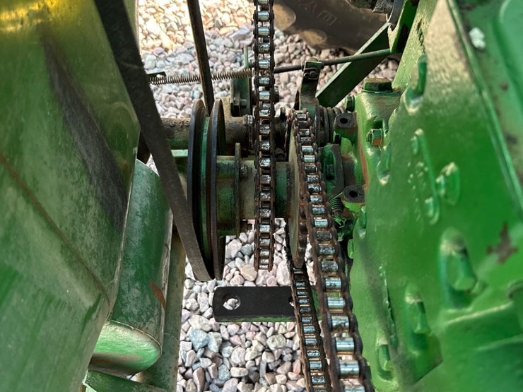 john-deere-630-image-61
