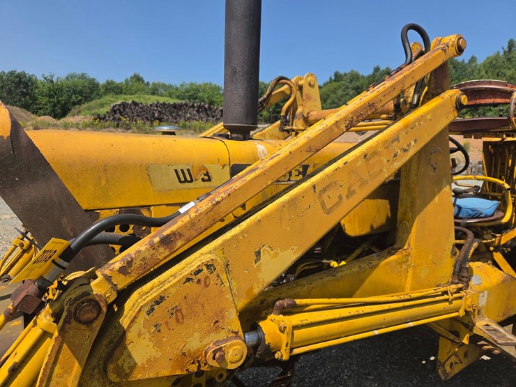 #61410-•-case-w-3-loader-backhoe-image-18