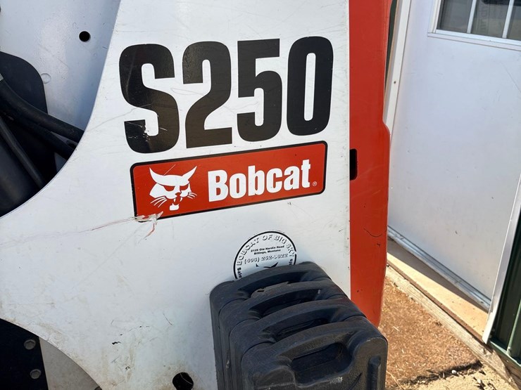 2008-bobcat-s250-image-16