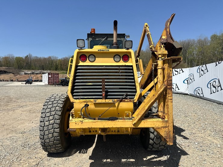 komatsu-gd650a-image-4