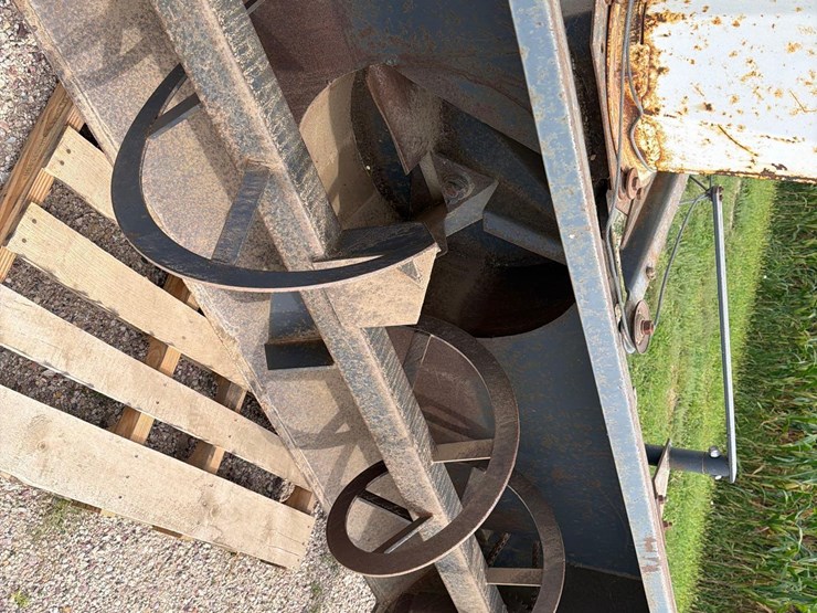 allied-8ft-snowblower-image-28