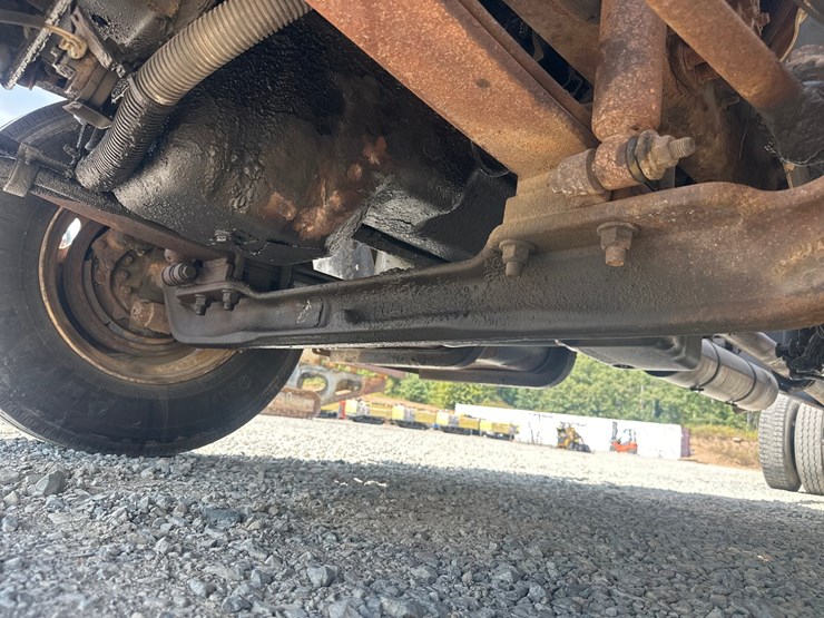 #61442-•-2006-international-single-axle-cab-and-chassis-image-48