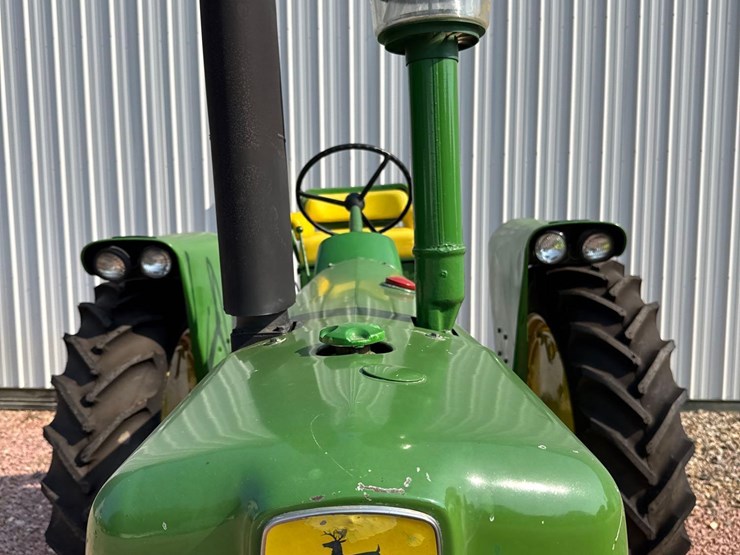 john-deere-530-image-22