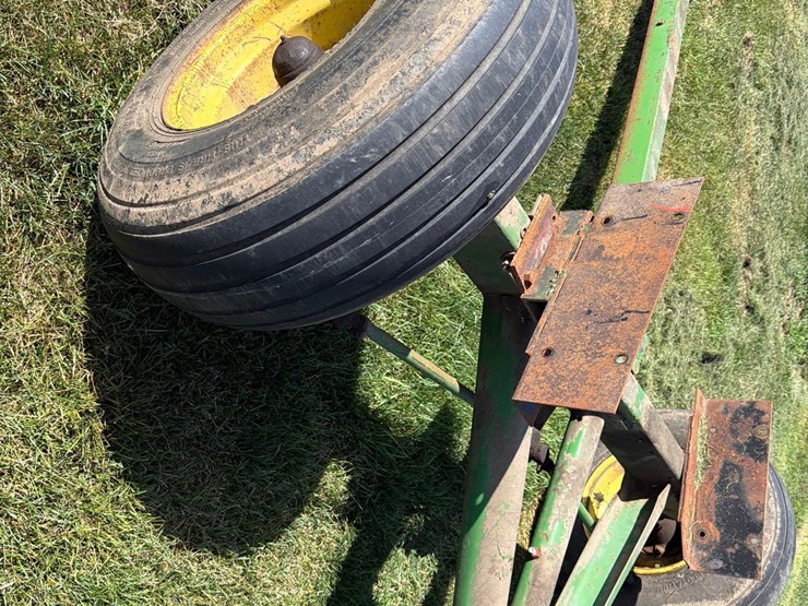 john-deere-1065-image-6