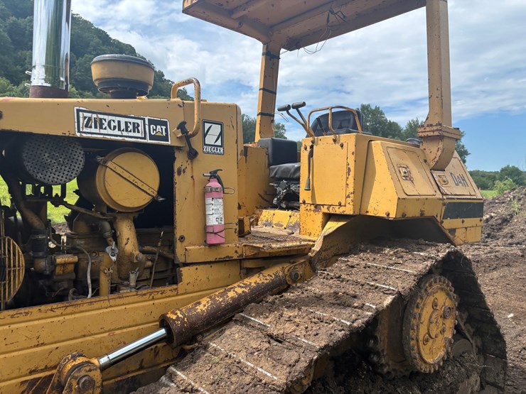 caterpillar-d4h-image-9