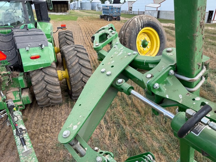 john-deere-2430-image-50