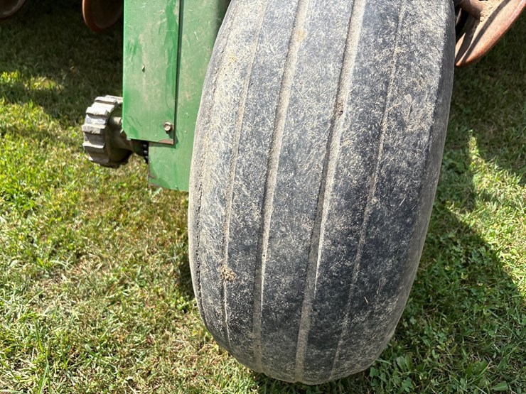 john-deere-1590-image-56