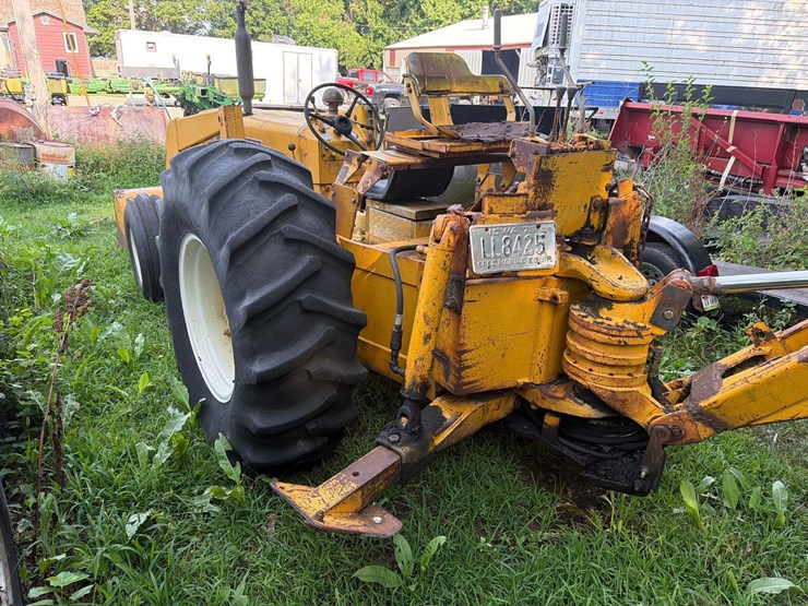 john-deere-440-image-5