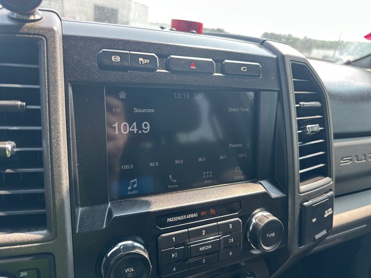 2019-ford-f350-image-43