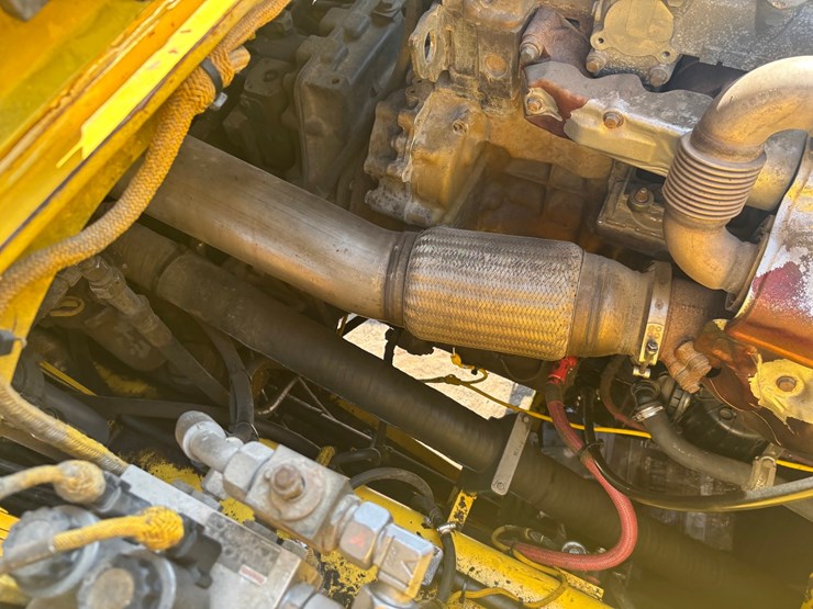 2015-bomag-bc572-1172-image-55