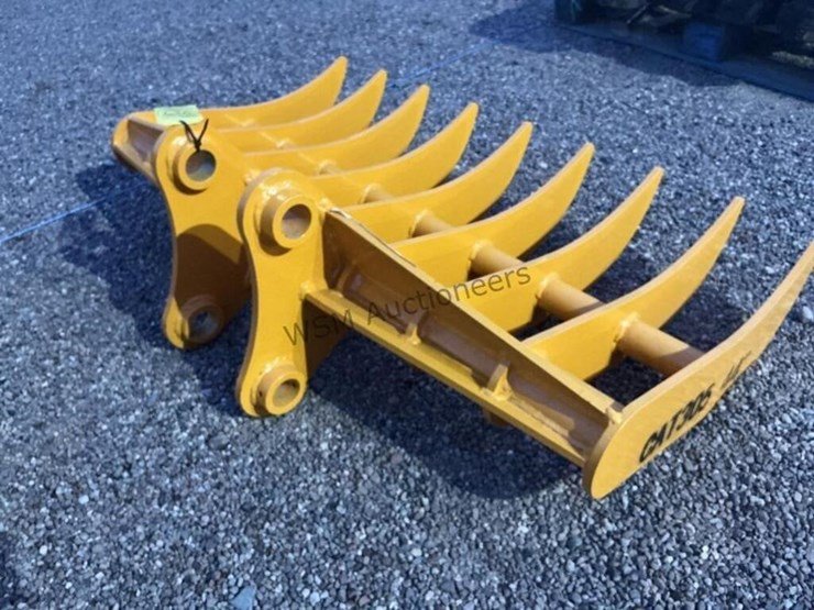 caterpillar-305-image-3