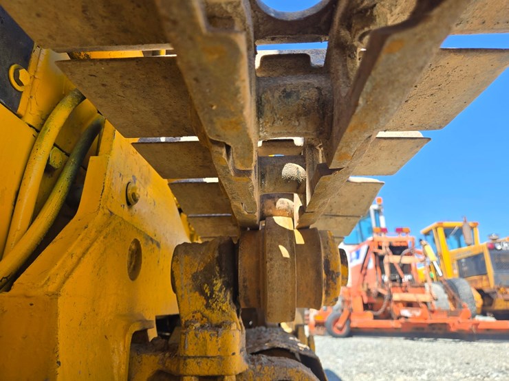 john-deere-350-image-57