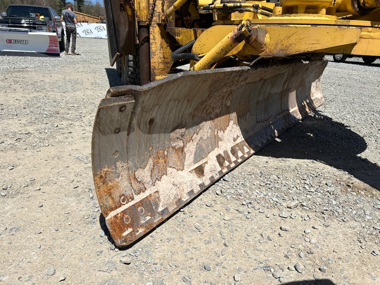 komatsu-gd650a-image-27