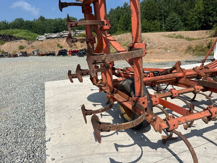 allis-chalmers-1300-image-26