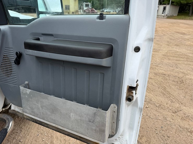 2014-ford-f450-image-34