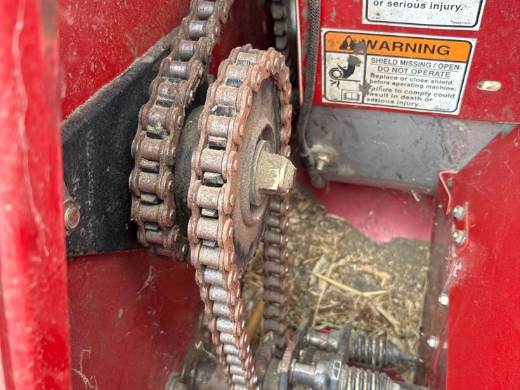 2015-case-ih-3406-image-23