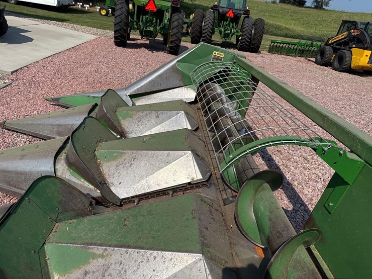 john-deere-444-image-5