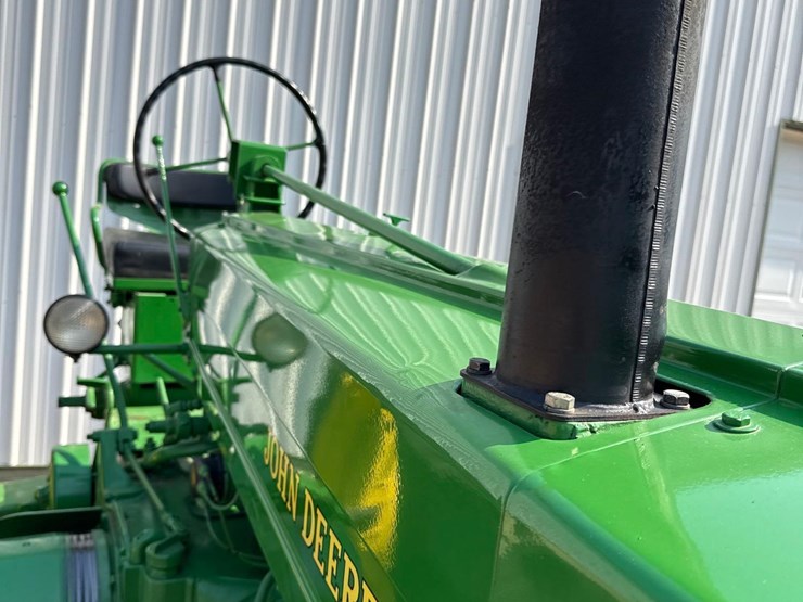 john-deere-70-image-39