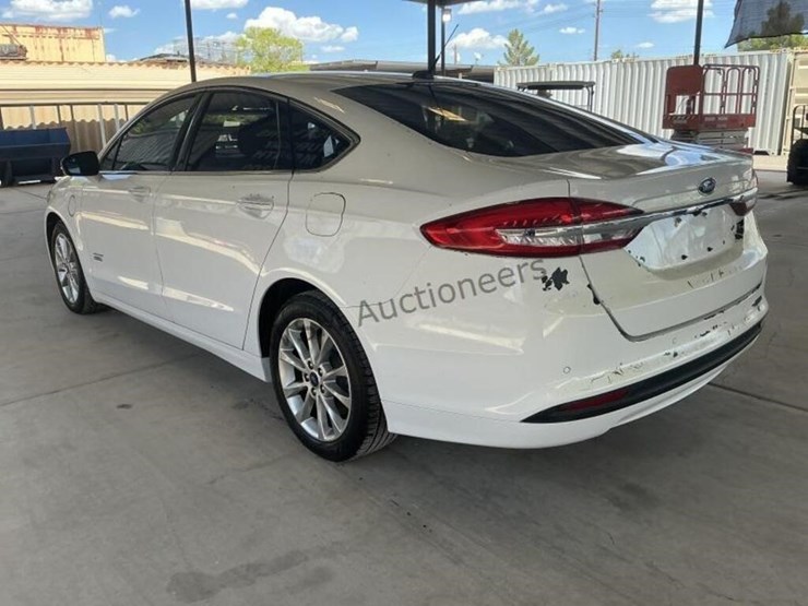 2018-ford-fusion-energie-sdn-image-5