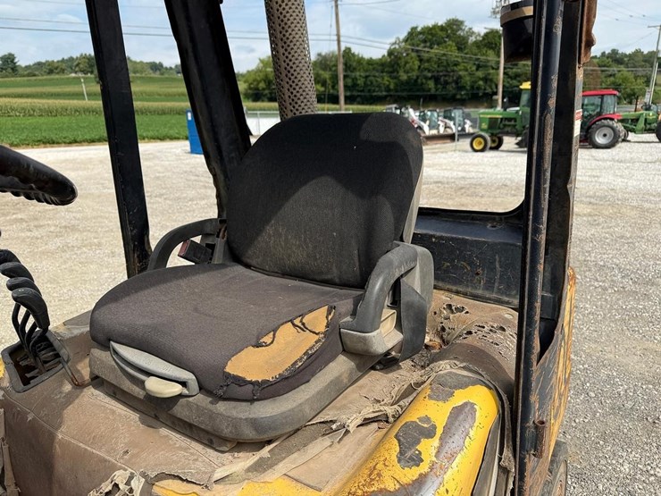 daewoo-d25s-3-image-15