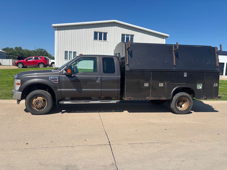 2009-ford-f350-image-2