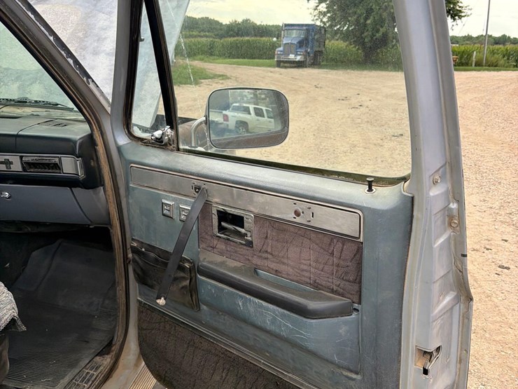 1985-chevrolet-1500-image-38