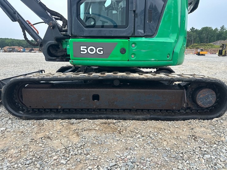2019-deere-50g-image-62