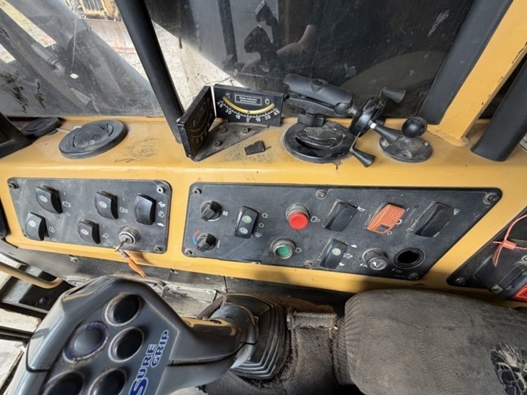 2013-tigercat-ls855c-image-45