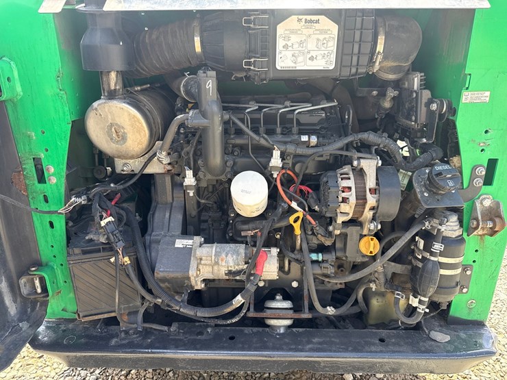 2019-bobcat-t550-image-31