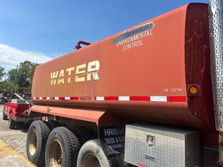 mack-rd690s-image-23