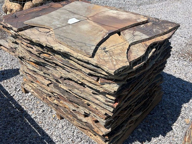 pallet-of-3/4"-sandstone-patio-stones-image-3