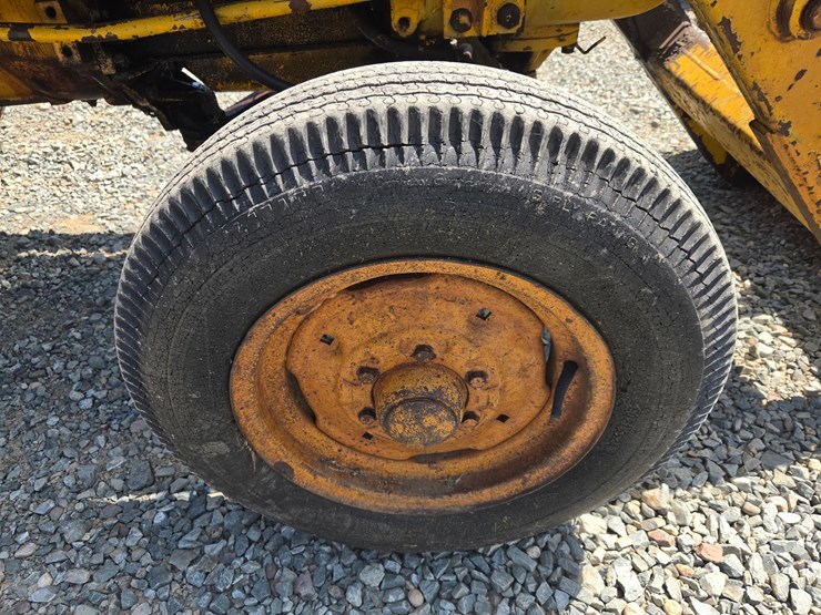 #61410-•-case-w-3-loader-backhoe-image-67