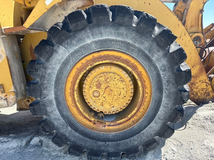 caterpillar-988-image-138