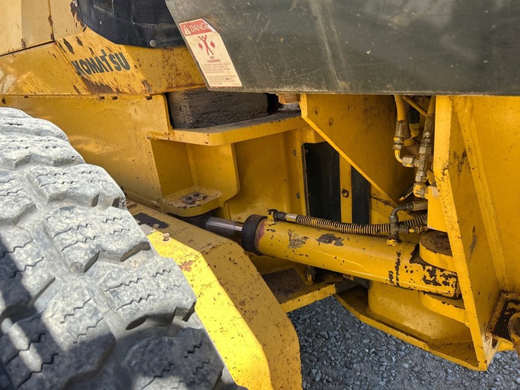 komatsu-gd650a-image-53
