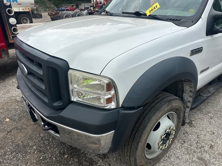 2007-ford-f550-image-9
