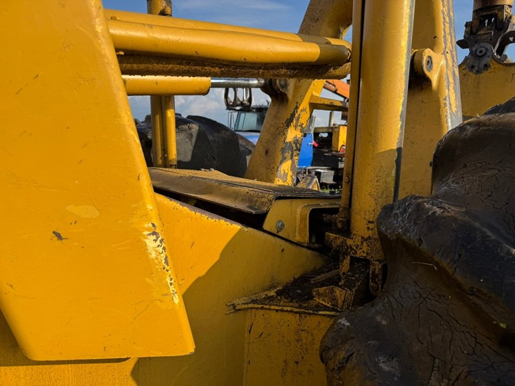 deere-648d-image-19