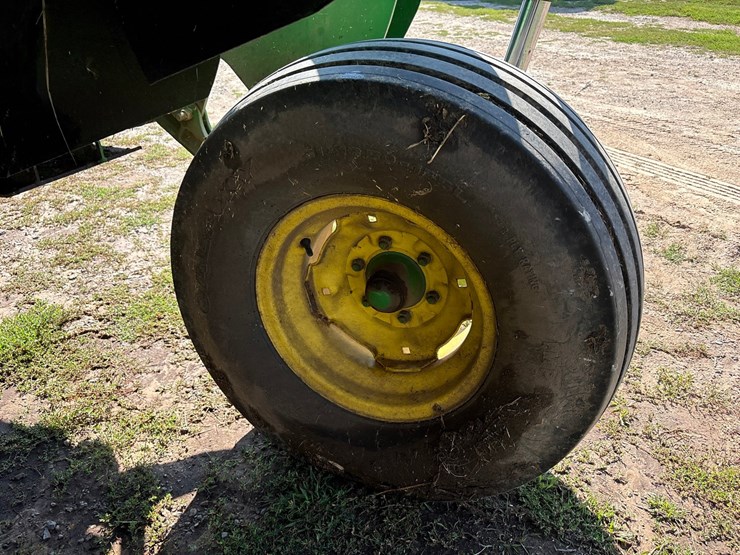 john-deere-635-image-41