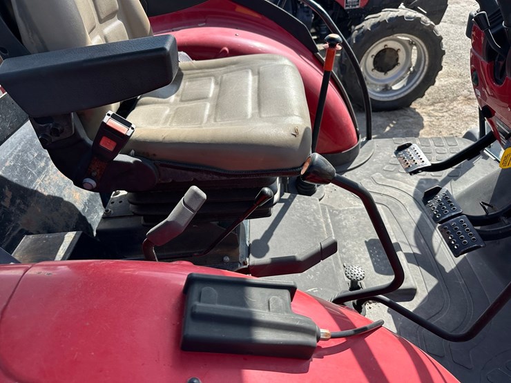 #2858-•-2008-case-jx60-4x4-tractor-image-20