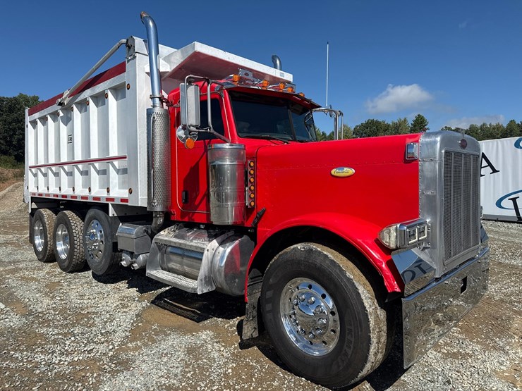 2005-peterbilt-379-image-7