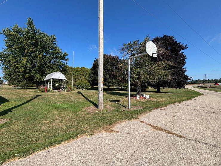 #60000-•-29.92-acre-farm-with-home,-barns-&-outbuildings-image-45