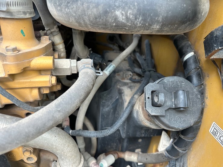 caterpillar-287d-image-42