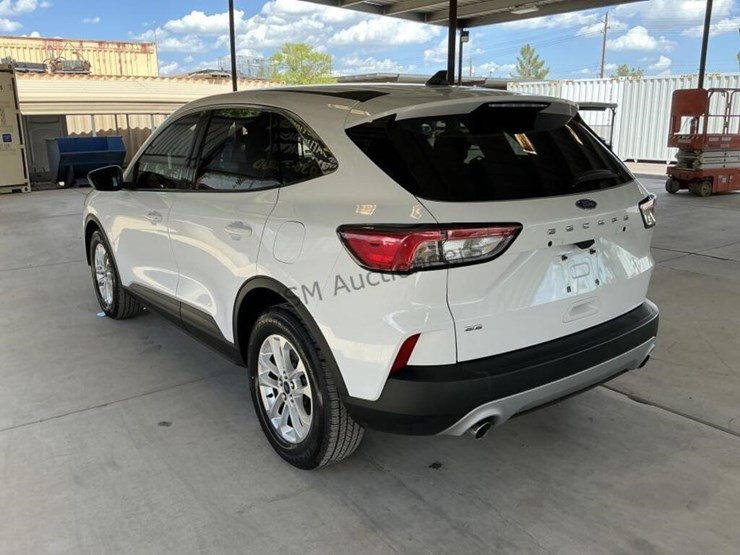 2022-ford-escape-image-5