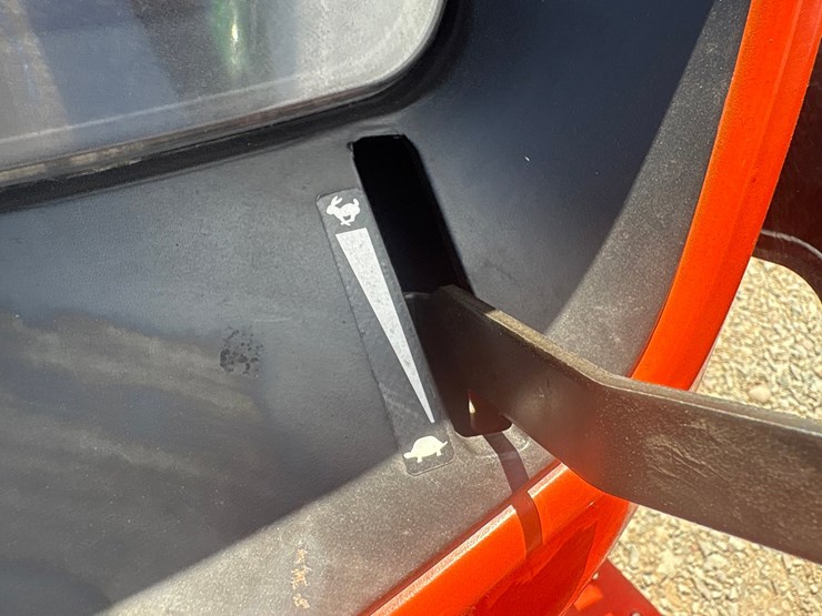 kubota-l3901d-image-39