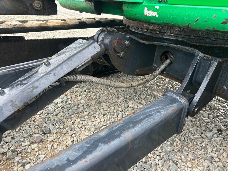 2019-deere-50g-image-13
